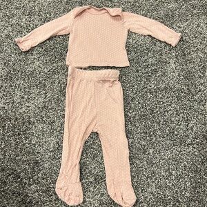Solly Baby 0-3 Month Pink Sleeper Set